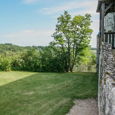 Vakantiehuis Scenic Holiday In With Garden *