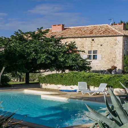 Vakantiehuis Scenic Holiday In With Garden *